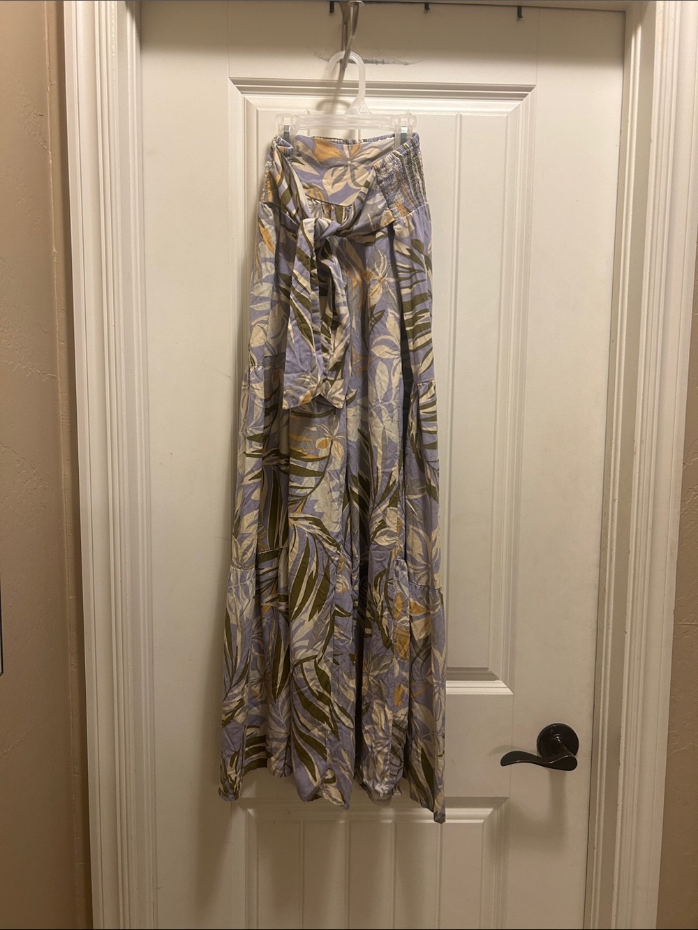 Patrons of Peace M Floral palazzo pants with Tie Waist - Lavender & Olive